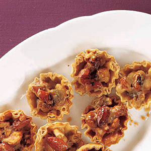 mixed-pistachio-nut-tartlets-ay-x